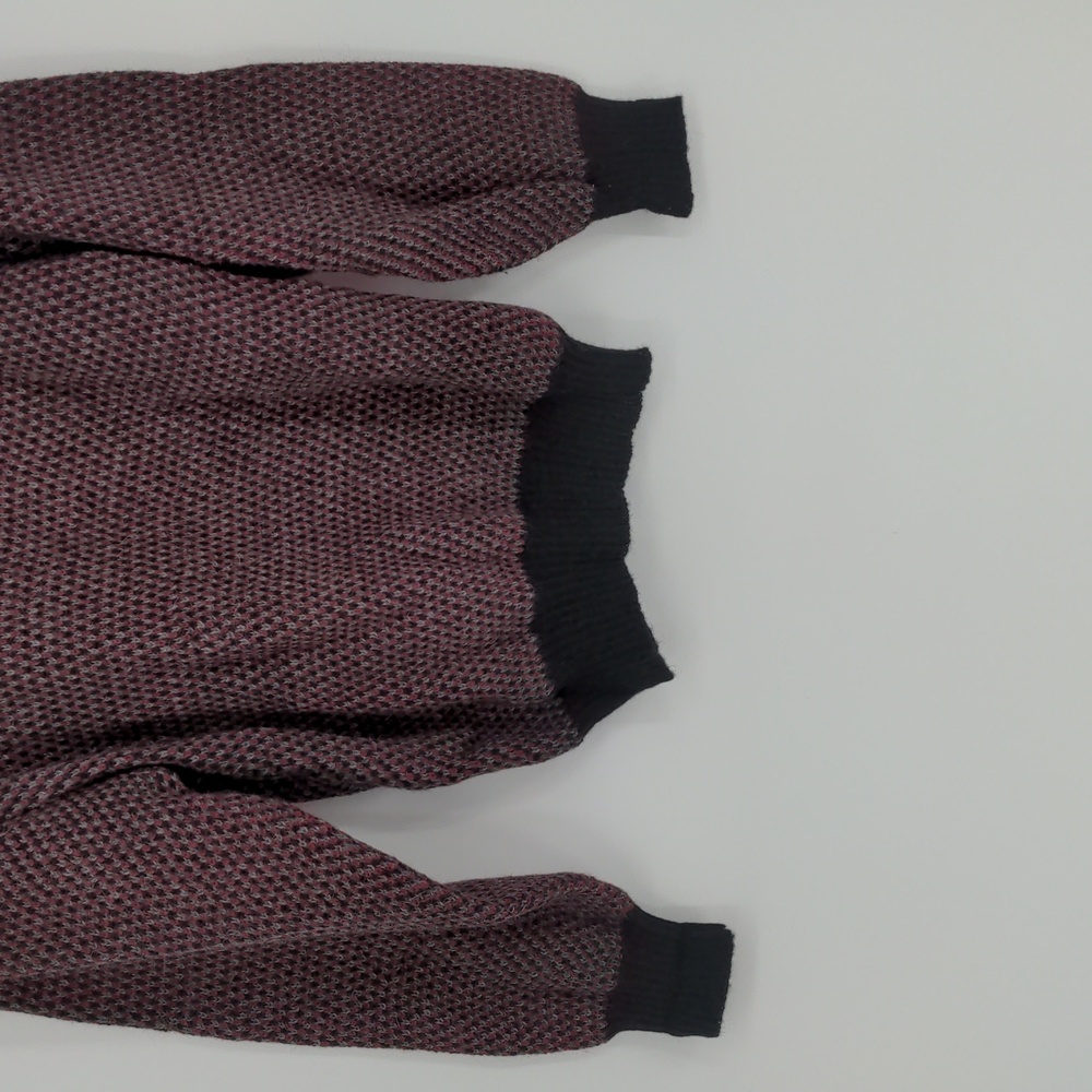Tumi Knits Men's Alpaca Sweater Red Black Plaid Checkered Size Medium V Neck - Picture 11 of 14